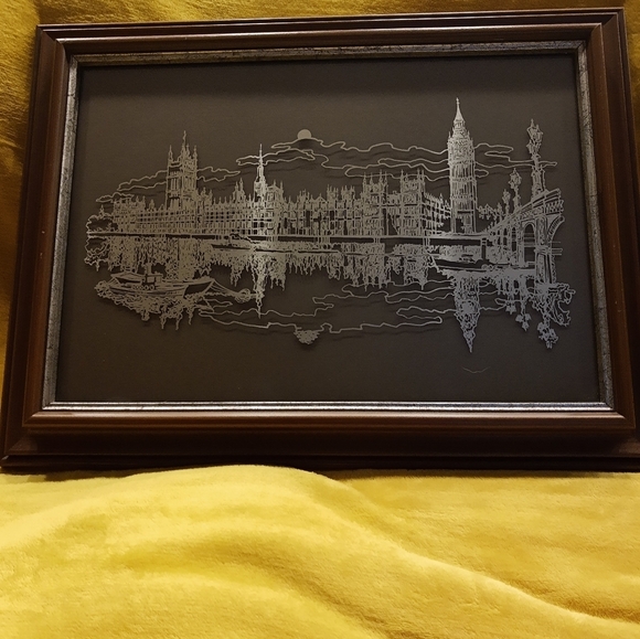 Framed picture of  London - Picture 4 of 11